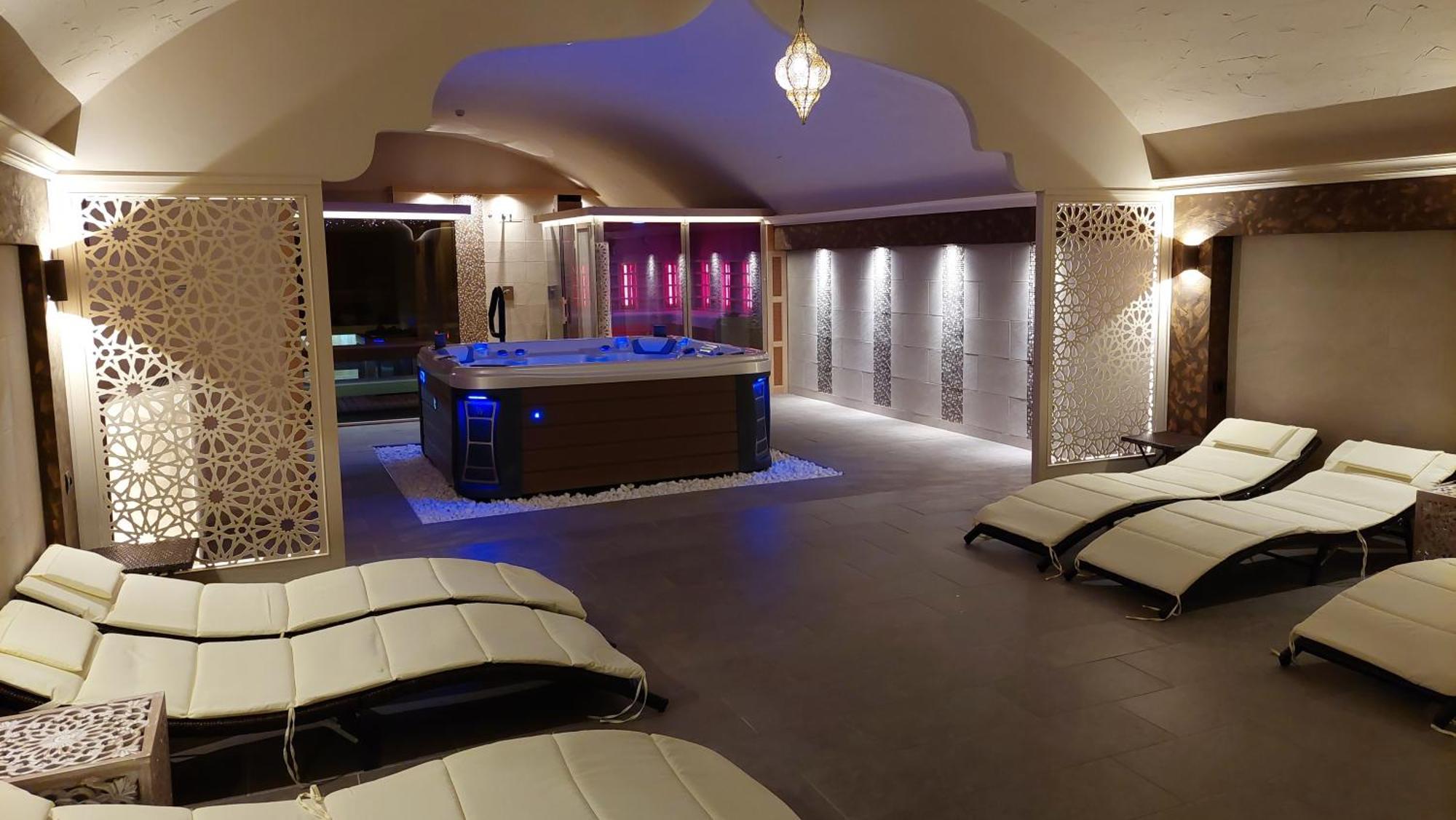 Oazis Hotel*** Nagykanizsa Eksteriør billede